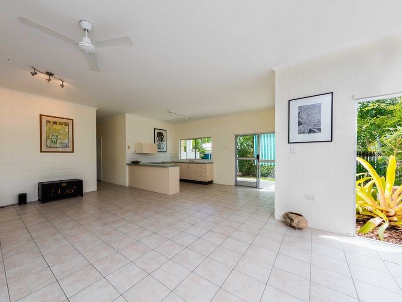 42 Frankston Street, Kewarra Beach QLD 4879