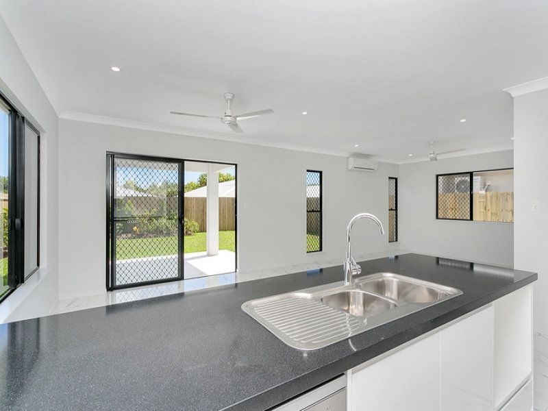 31 (lot 72 Singleton Close, Smithfield QLD 4878