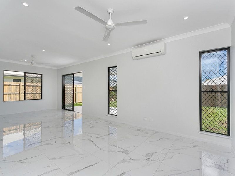 31 (lot 72 Singleton Close, Smithfield QLD 4878
