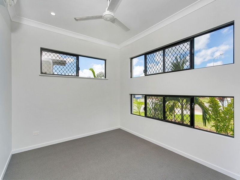 31 (lot 72 Singleton Close, Smithfield QLD 4878