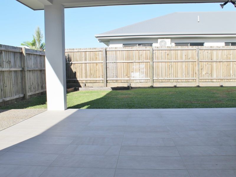 22 Thornborough Circuit, Smithfield QLD 4878