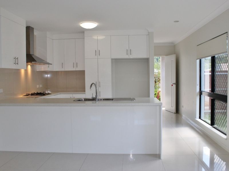 34 Hillary Drive, Smithfield QLD 4878