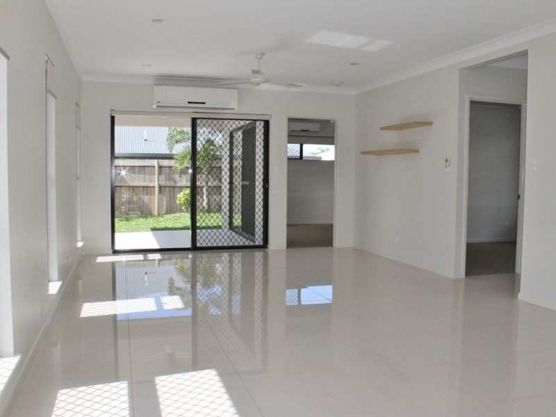 34 Hillary Drive, Smithfield QLD 4878