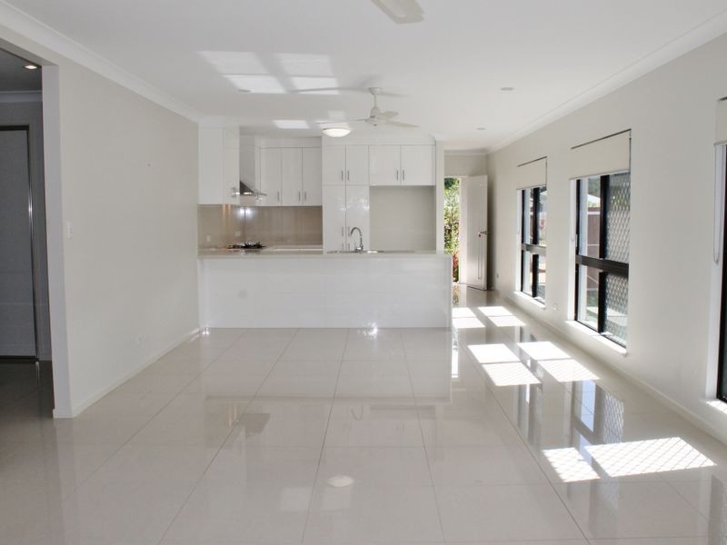 34 Hillary Drive, Smithfield QLD 4878