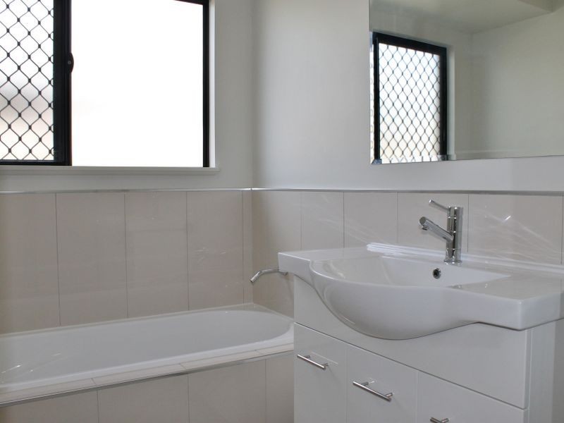 34 Hillary Drive, Smithfield QLD 4878