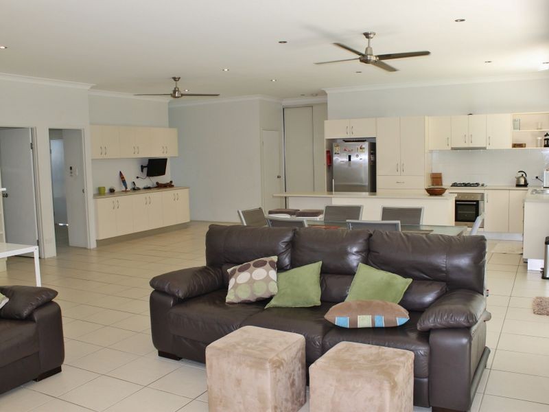 12 Greenvale Close, Smithfield QLD 4878