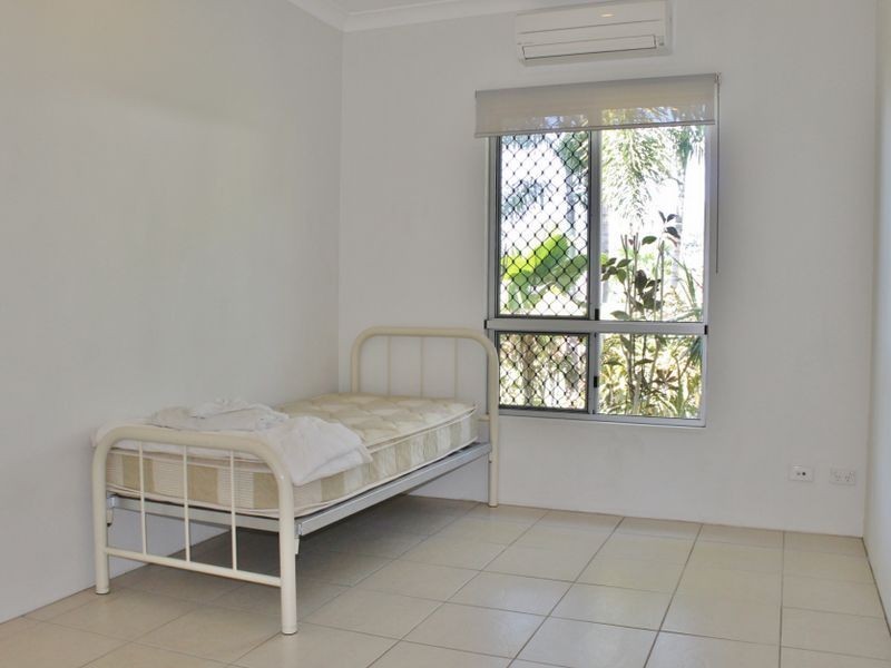 12 Greenvale Close, Smithfield QLD 4878