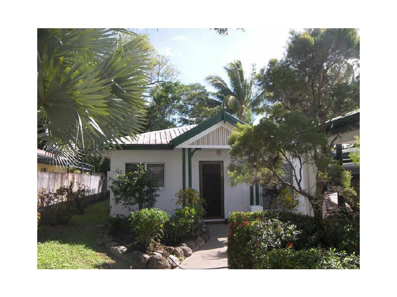 6 Lamb Street, Smithfield QLD 4878