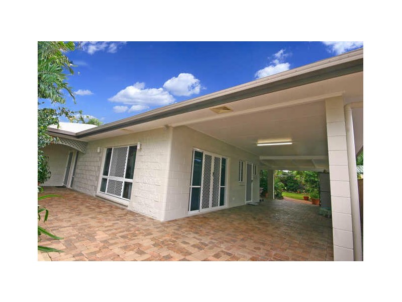 24 Cairnwell Street, Smithfield QLD 4878