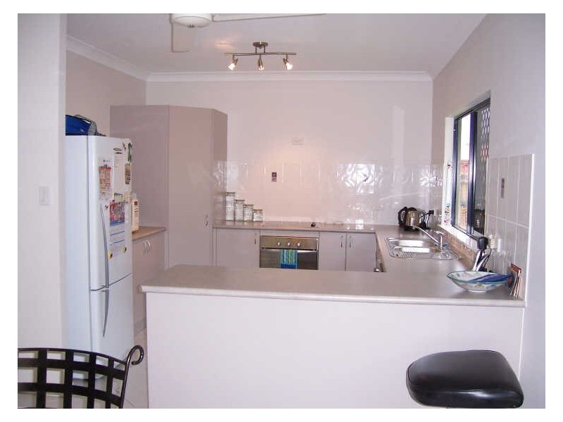 16 Howie Close, Kewarra Beach QLD 4879