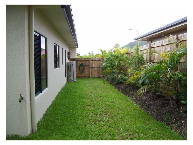 16 Howie Close, Kewarra Beach QLD 4879