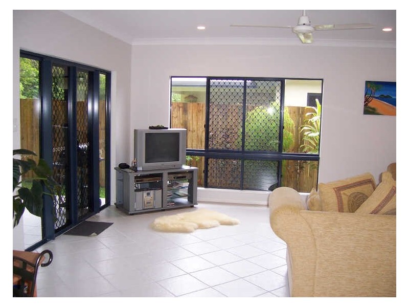 16 Howie Close, Kewarra Beach QLD 4879