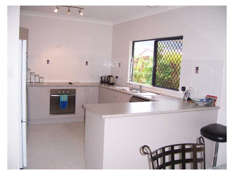 16 Howie Close, Kewarra Beach QLD 4879