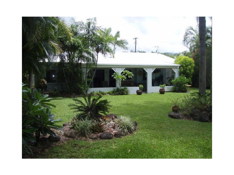 Trinity Beach QLD 4879