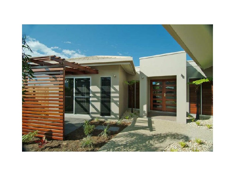 4 Quest Court, Trinity Park QLD 4879