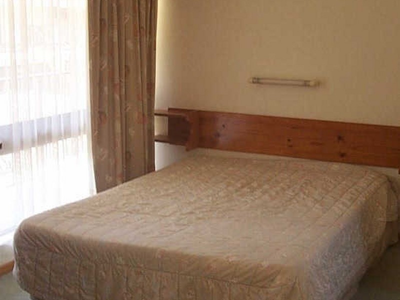 Bentley Park QLD 4869