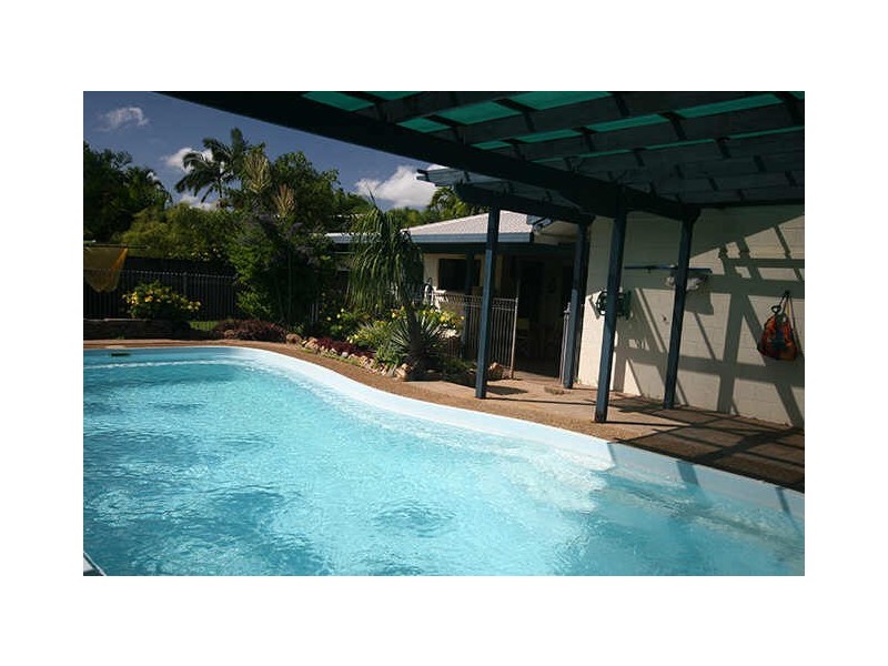 6 Atlas Close, Smithfield QLD 4878