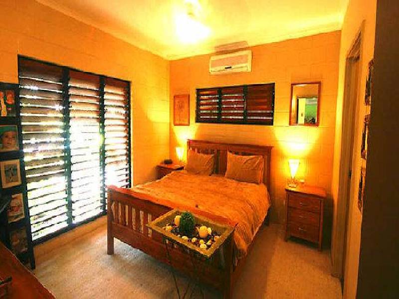 7 Carbeen Close, Holloways Beach QLD 4878