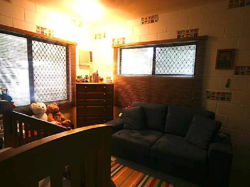 7 Carbeen Close, Holloways Beach QLD 4878