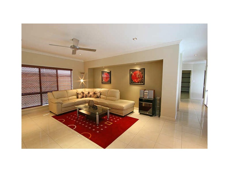 7 Ashwood Circuit, Smithfield QLD 4878