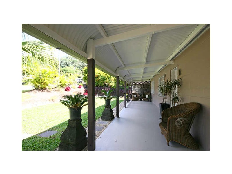 4 Bena Street, Smithfield QLD 4878