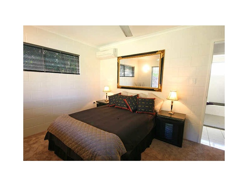 4 Bena Street, Smithfield QLD 4878