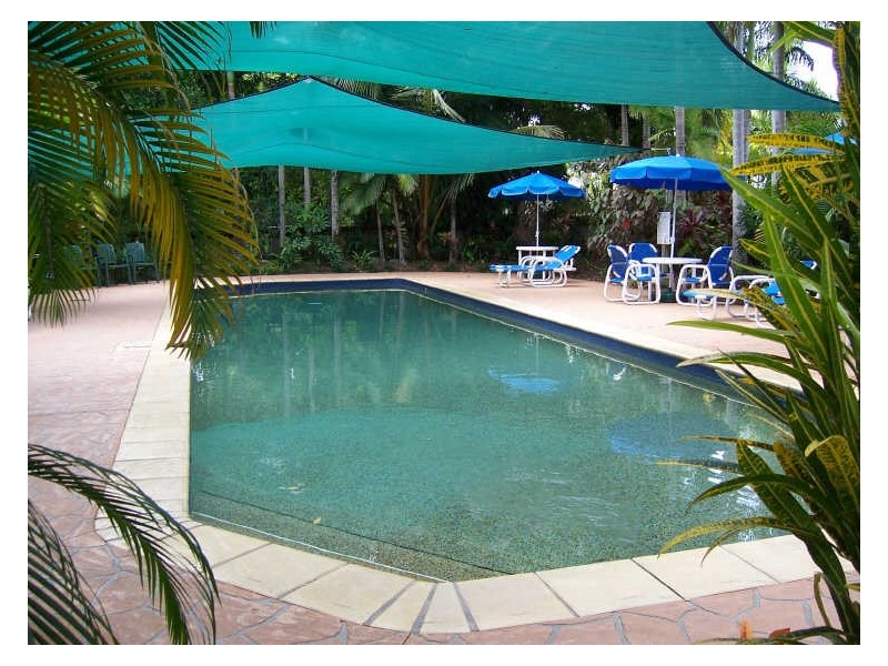 32/24 Warren Street, Palm Cove QLD 4879
