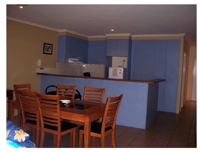 32/24 Warren Street, Palm Cove QLD 4879