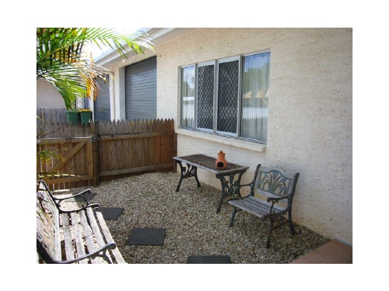 23 Frangipanni Street, White Rock QLD 4868