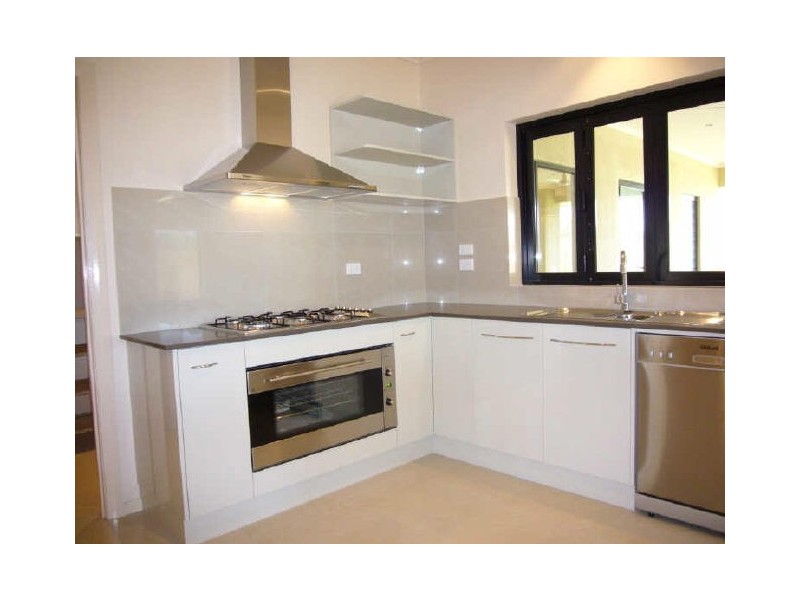 5 Chystanthus Street, Trinity Park QLD 4879