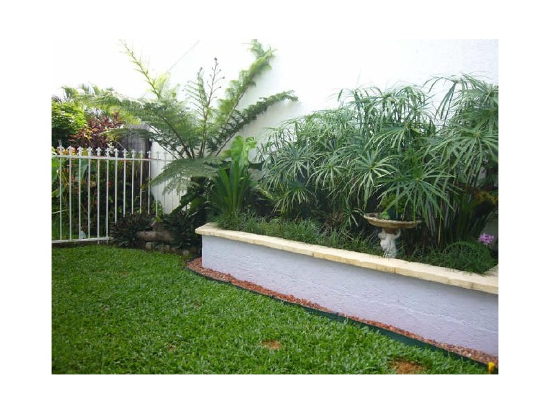 Smithfield QLD 4878