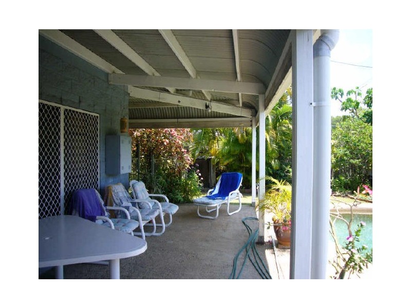 Clifton Beach QLD 4879