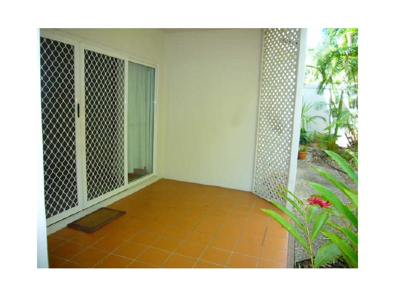 Manunda QLD 4870