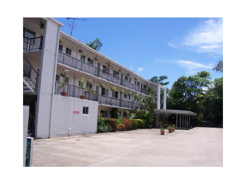 Clifton Beach QLD 4879