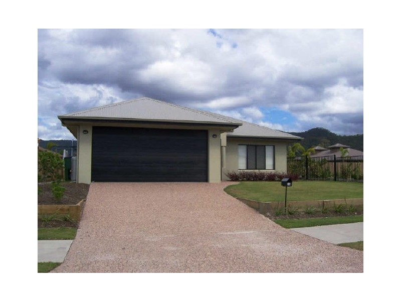 16 Seton Street, Trinity Park QLD 4879