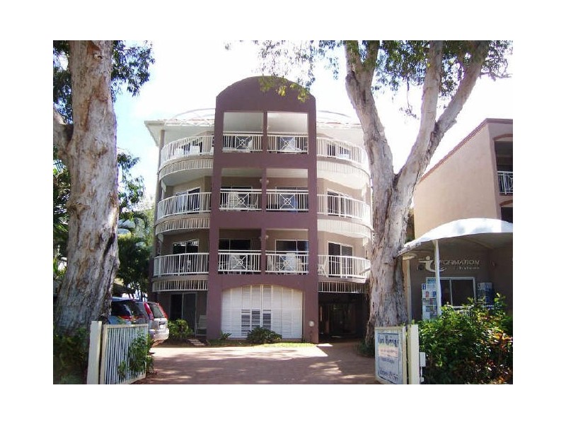 Palm Cove QLD 4879