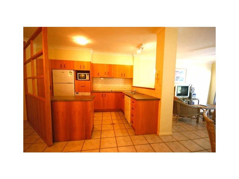 Palm Cove QLD 4879