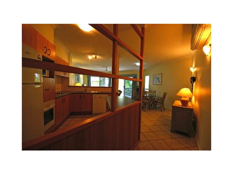 Palm Cove QLD 4879