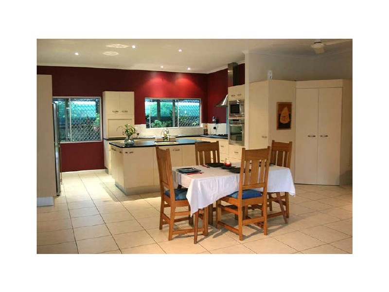 19 Cairnwell Street, Smithfield QLD 4878