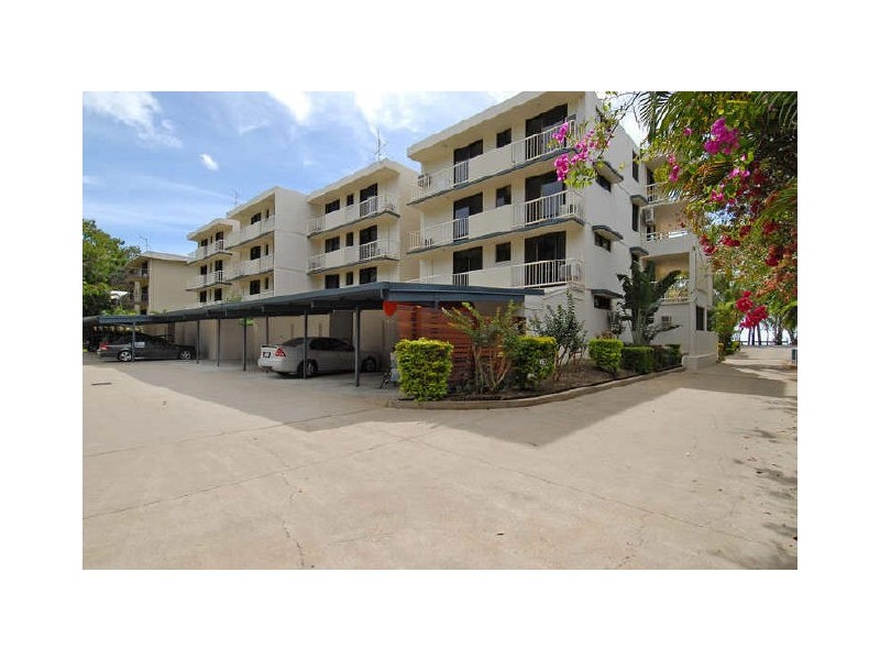 Clifton Beach QLD 4879