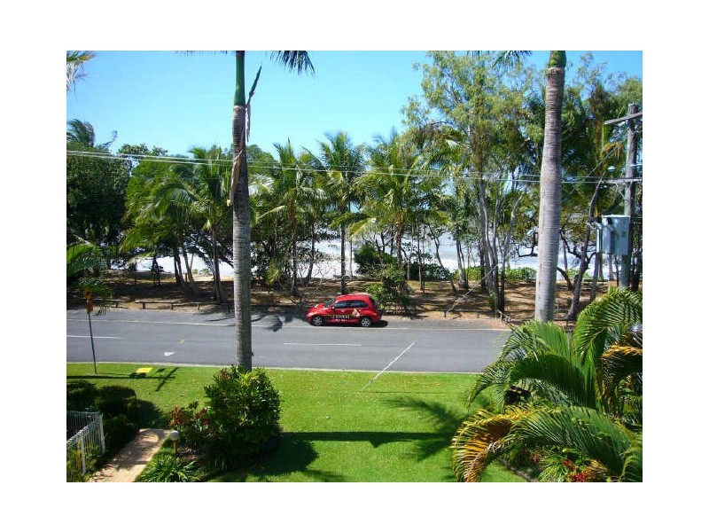 Clifton Beach QLD 4879