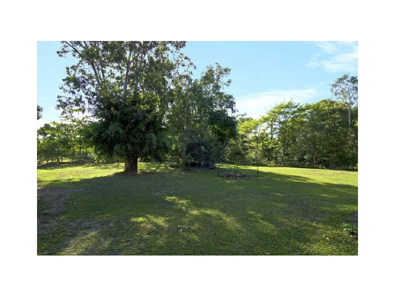 Clifton Beach QLD 4879