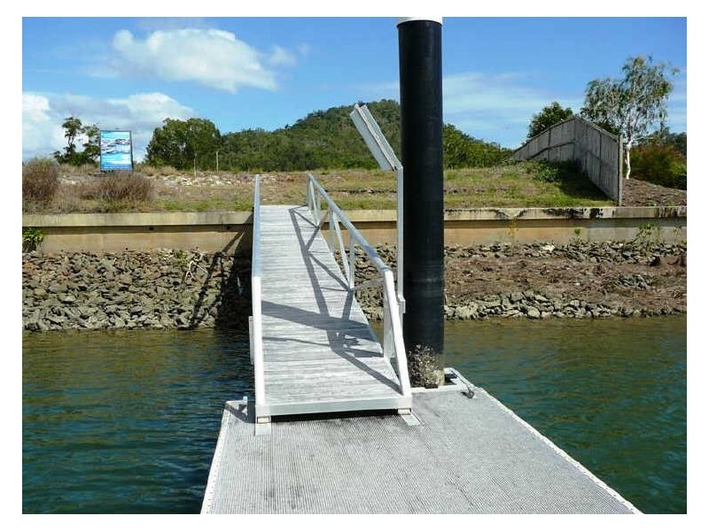 33 Harbour Drive, Trinity Park QLD 4879