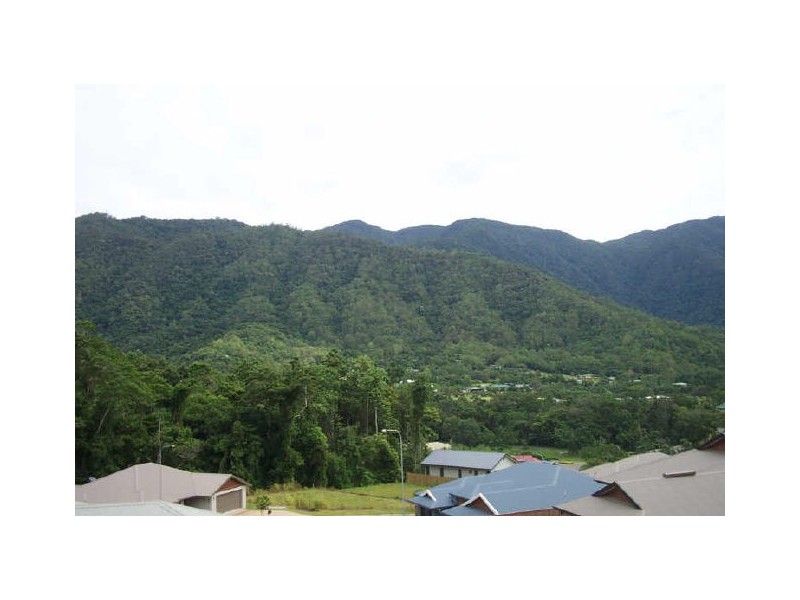 33 Lum Jim Street, Redlynch QLD 4870