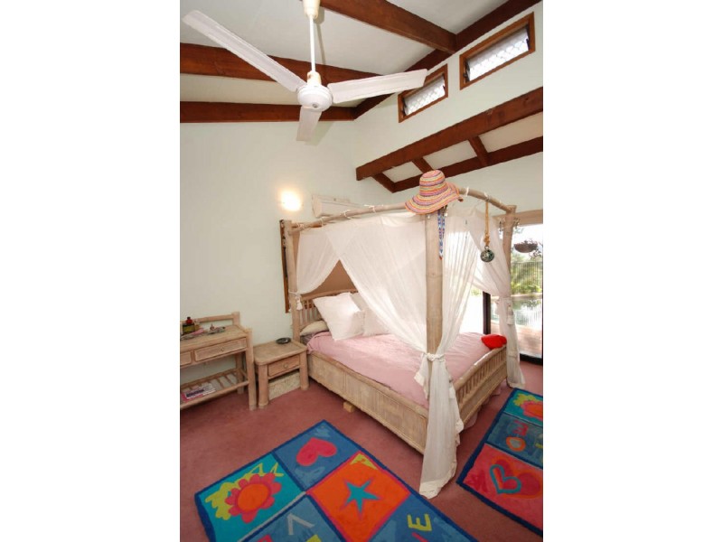 6 Darkin Close, Smithfield QLD 4878