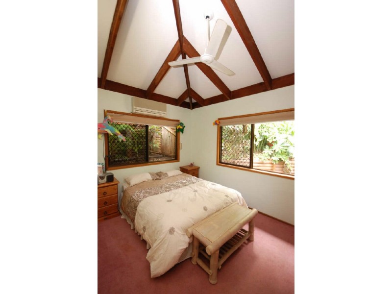 6 Darkin Close, Smithfield QLD 4878