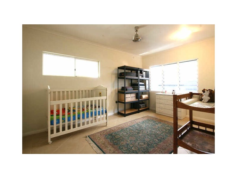 6 Volute Close, Trinity Beach QLD 4879