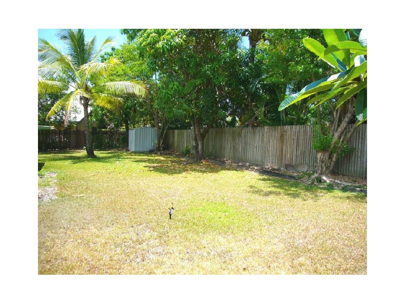 Kewarra Beach QLD 4879