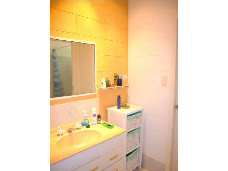 Kewarra Beach QLD 4879