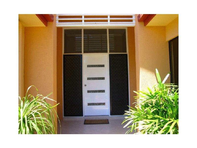 Kewarra Beach QLD 4879